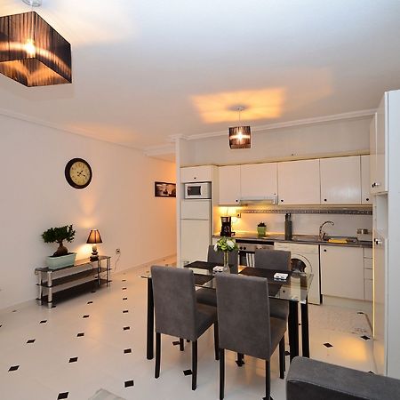 Bergantin Apartment Torrevieja Extérieur photo