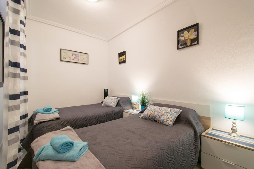Bergantin Apartment Torrevieja Extérieur photo